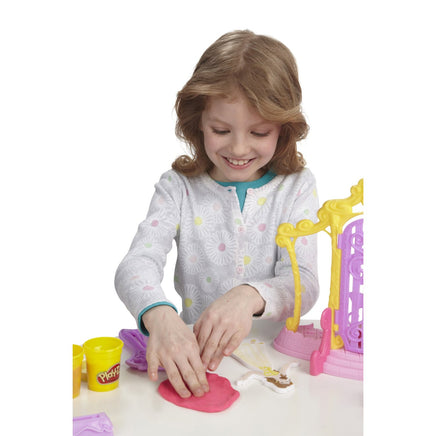 Set Plastilina Belle si Rapunzel Play-Doh Disney Princess Design-a-Dress Boutique