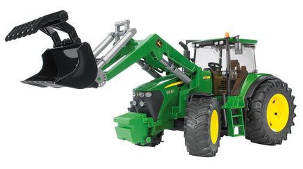 Tractor Bruder John Deere 7930 cu incarcator Bruder® 03051